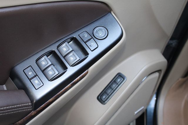 2019 Chevrolet Tahoe 2WD 4dr LT - 22904342 - 18