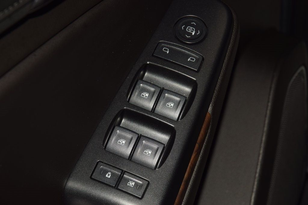 2019 Chevrolet Tahoe 4WD 4dr LS - 22979065 - 46