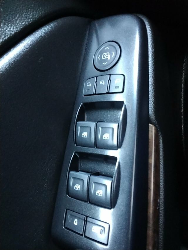 2019 Chevrolet Tahoe 4WD 4dr LT - 22981909 - 32