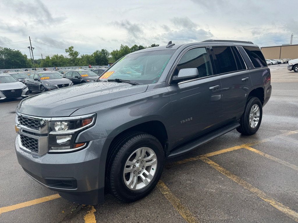 2019 Chevrolet Tahoe LT photo 3