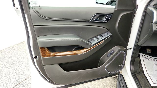 2019 Chevrolet Tahoe 4WD 4dr LT RST Edition w/ Luxury Pkg & 2nd Row Bucket Seats - 23036866 - 10