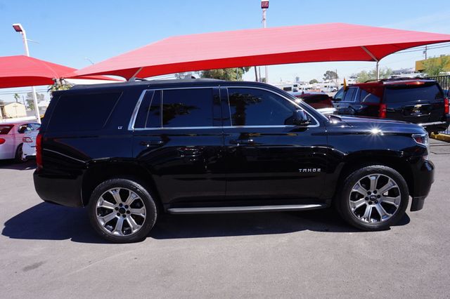 2019 Chevrolet Tahoe LT, PREMIUM WHEELS, MOON ROOF, LEATHER, TOWING PACKAGE - 23003414 - 4