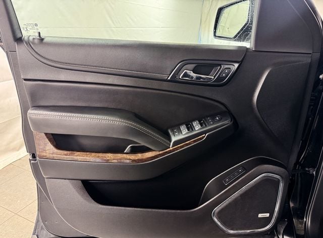 2019 Chevrolet Tahoe LT Z71 4WD - 22981018 - 13