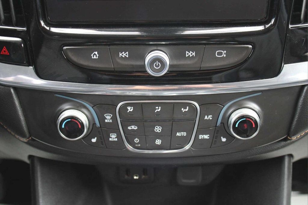 2019 Chevrolet Traverse AWD 4dr LT Leather w/3LT - 22928588 - 21