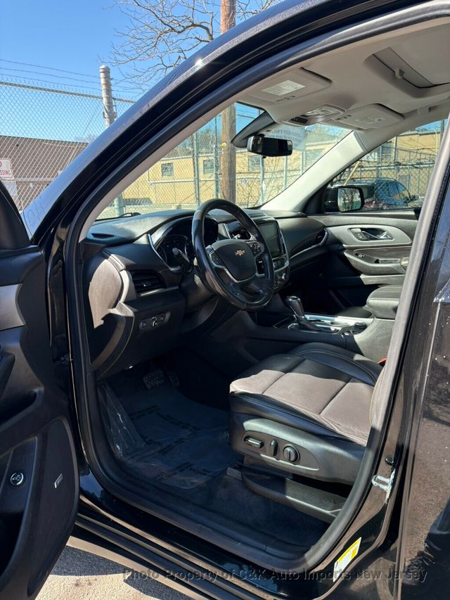 2019 Chevrolet Traverse AWD 4dr LT Leather w/3LT,PANORAMA ROOF. - 22994124 - 22