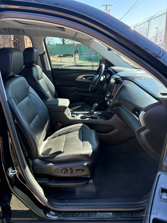 2019 Chevrolet Traverse AWD 4dr LT Leather w/3LT,PANORAMA ROOF. - 22994124 - 28