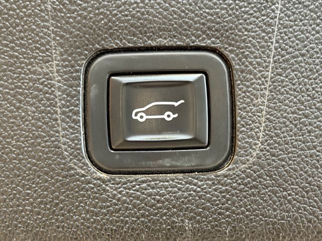 2019 Chevrolet Traverse AWD 4dr Premier w/1LZ - 23087409 - 32