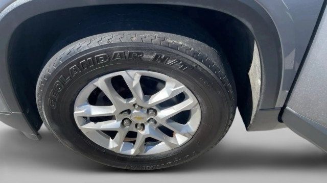 2019 Chevrolet Traverse FWD 4dr LS w/1LS - 23097848 - 17