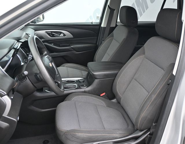 2019 Chevrolet Traverse LS - 23045705 - 14