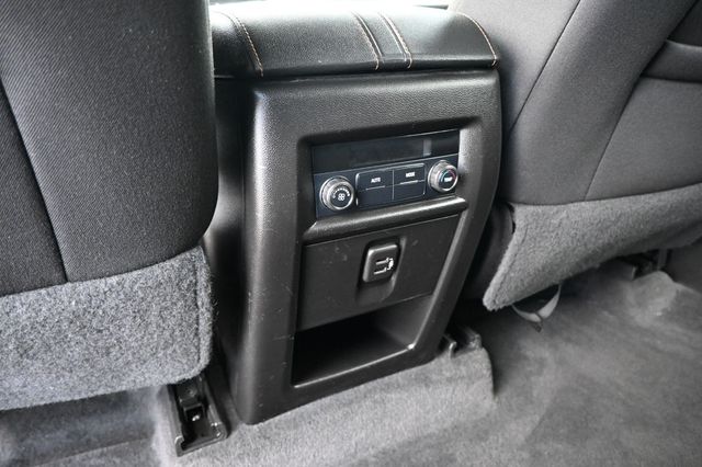 2019 Chevrolet Traverse LS - 23045705 - 16