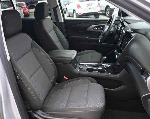 2019 Chevrolet Traverse LS - 23045705 - 18
