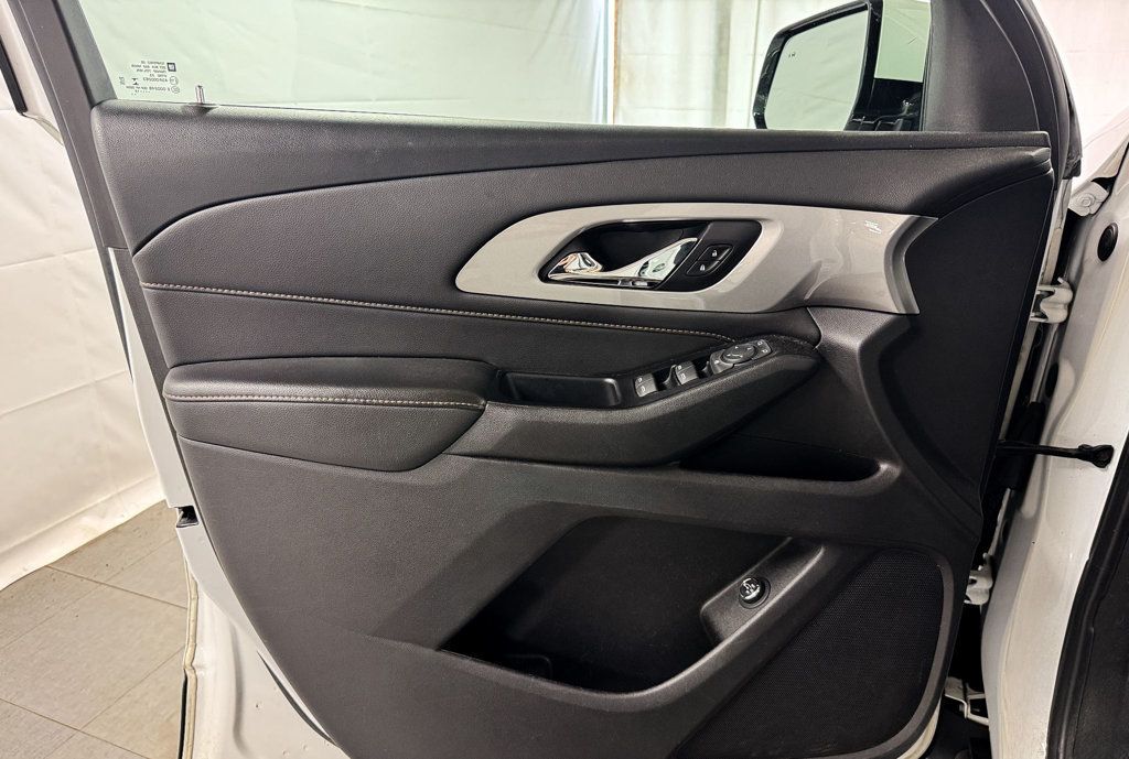 2019 Chevrolet Traverse LT - 23058844 - 14