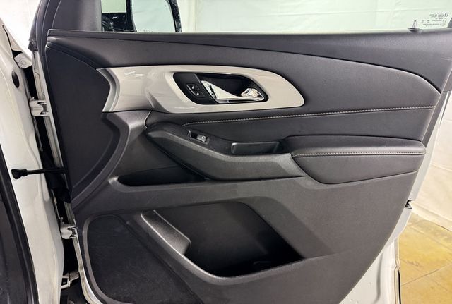 2019 Chevrolet Traverse LT - 23058844 - 16