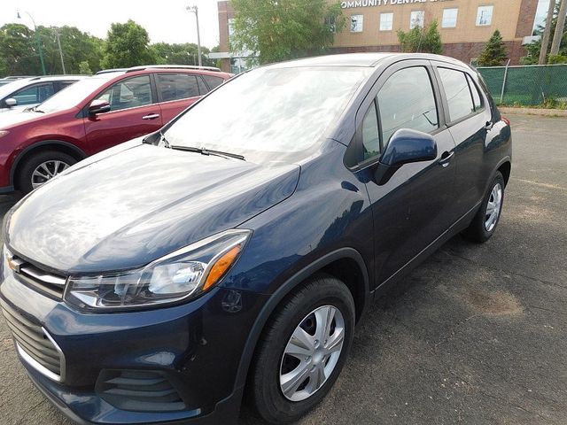 2019 Chevrolet Trax 4d SUV FWD LS - 22795207 - 4