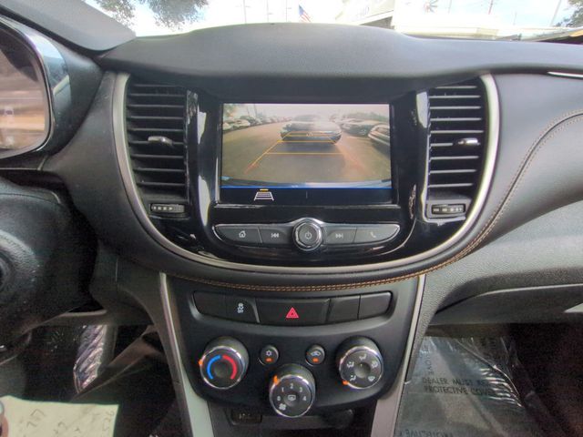 2019 Chevrolet Trax AWD 4dr LS - 22995925 - 17