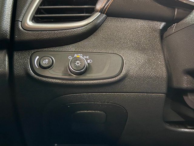 2019 Chevrolet Trax AWD 4dr LT - 22992744 - 36