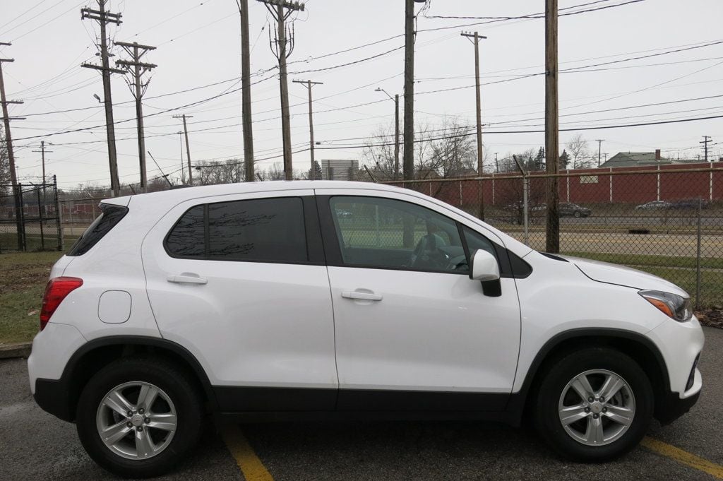 2019 Chevrolet Trax FWD 4dr LS - 22726583 - 4