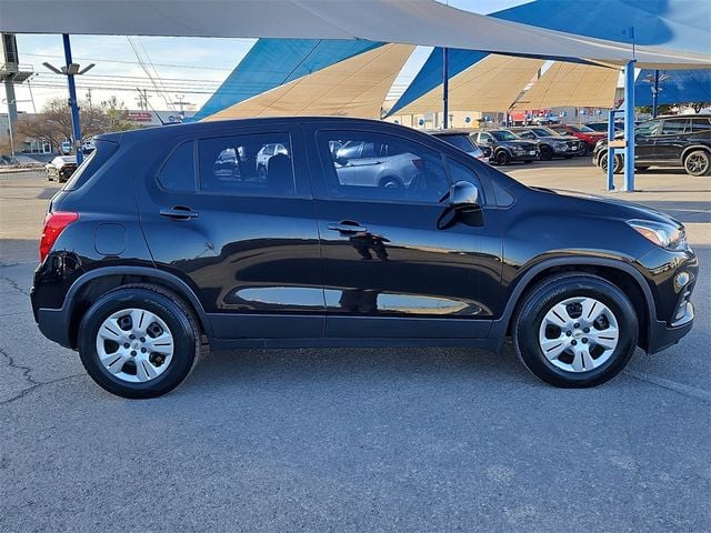 2019 Chevrolet Trax FWD 4dr LS - 22777653 - 4