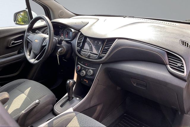 2019 Chevrolet Trax FWD 4dr LS - 23090953 - 12