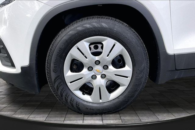 2019 Chevrolet Trax FWD 4dr LS - 23090953 - 34