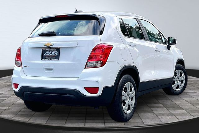 2019 Chevrolet Trax FWD 4dr LS - 23090953 - 4