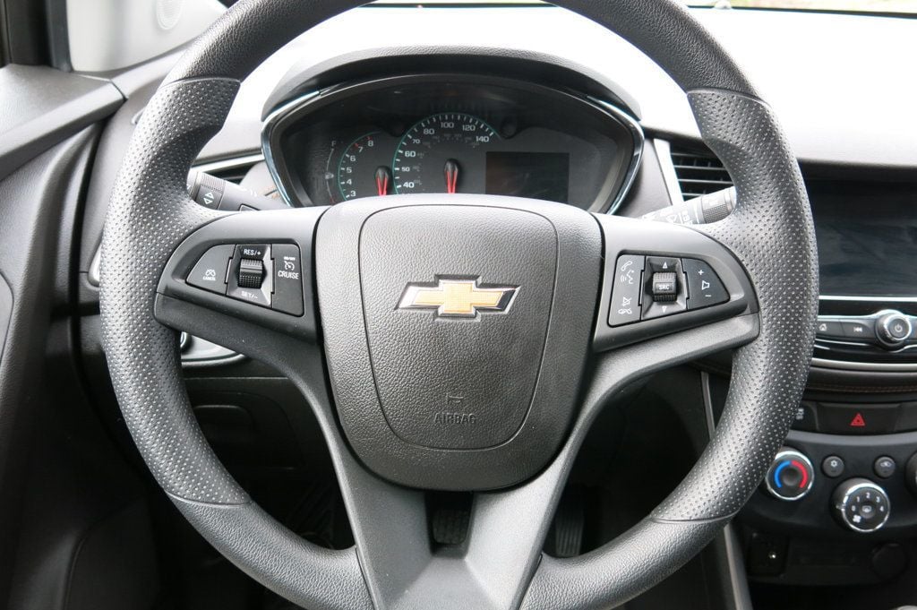 2019 Chevrolet Trax FWD 4dr LT - 22779805 - 21