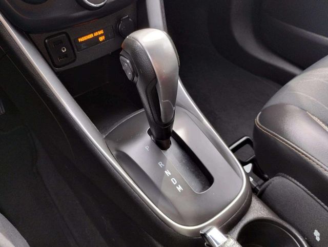 2019 Chevrolet Trax FWD 4dr LT - 22931352 - 29