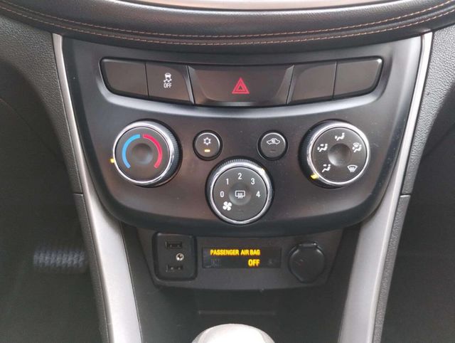 2019 Chevrolet Trax FWD 4dr LT - 22931352 - 30