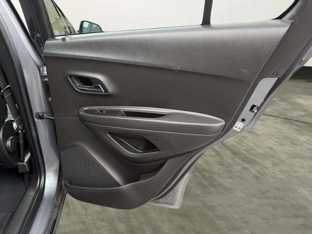 2019 Chevrolet Trax FWD 4dr LT - 22967026 - 19