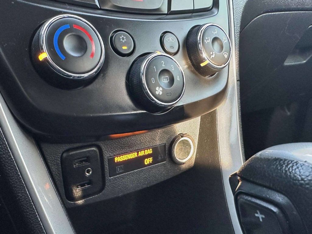 2019 Chevrolet Trax FWD 4dr LT - 23013486 - 30