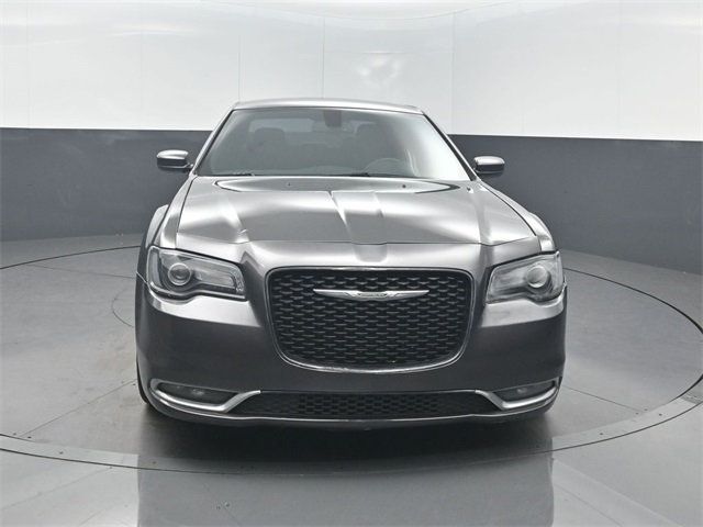 2019 Chrysler 300 300S RWD - 22989043 - 37