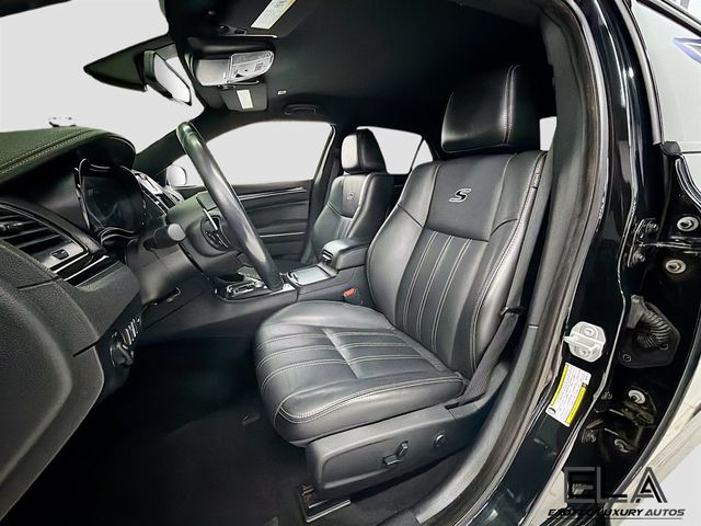 2019 Chrysler 300 300S RWD - 23025187 - 20
