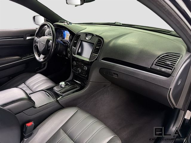 2019 Chrysler 300 300S RWD - 23025187 - 24