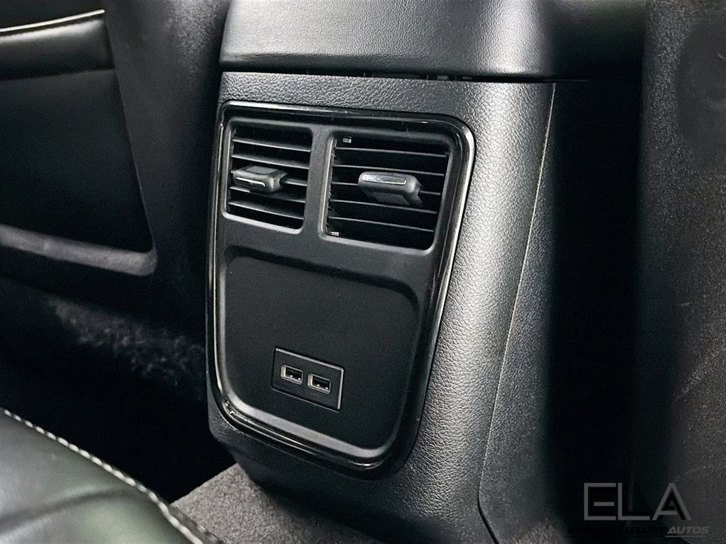 2019 Chrysler 300 300S RWD - 23025187 - 26