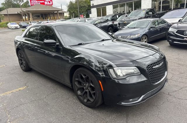 2019 Chrysler 300 300S RWD - 23025187 - 2