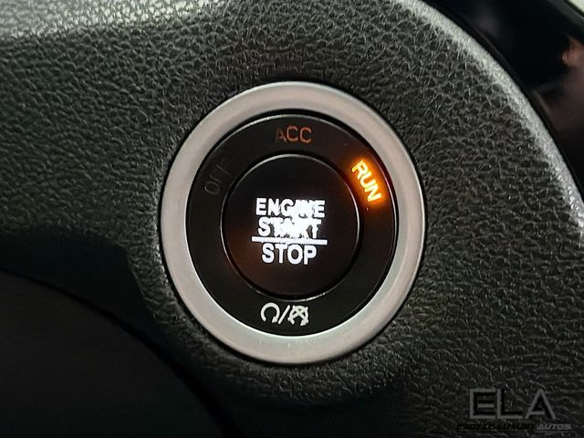 2019 Chrysler 300 300S RWD - 23025187 - 36