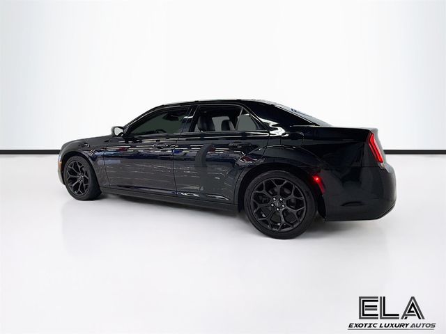 2019 Chrysler 300 300S RWD - 23025187 - 40