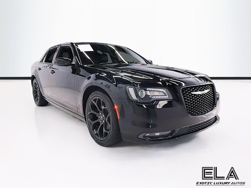 2019 Chrysler 300 300S RWD - 23025187 - 47