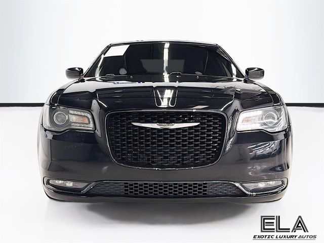 2019 Chrysler 300 300S RWD - 23025187 - 48