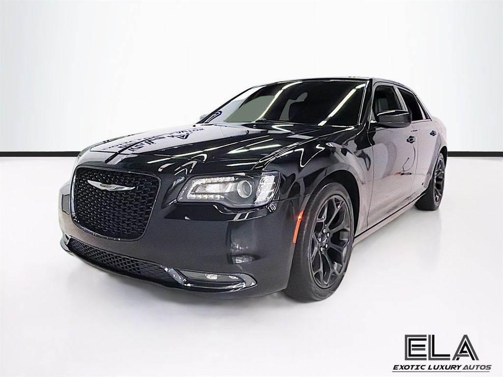 2019 Chrysler 300 300S RWD - 23025187 - 50