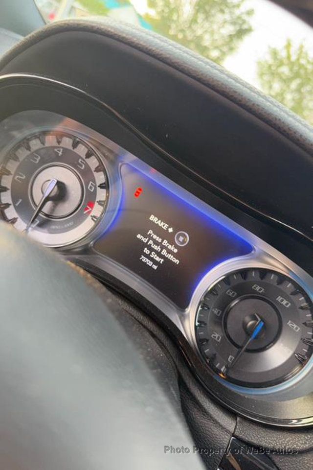 2019 Chrysler 300 300S RWD - 22928564 - 10