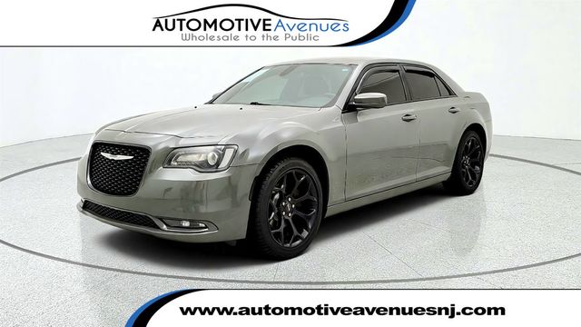 2019 Chrysler 300 300S RWD - 23073921 - 0