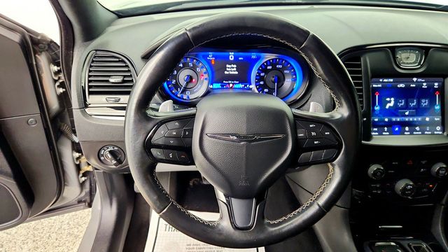 2019 Chrysler 300 300S RWD - 23073921 - 12