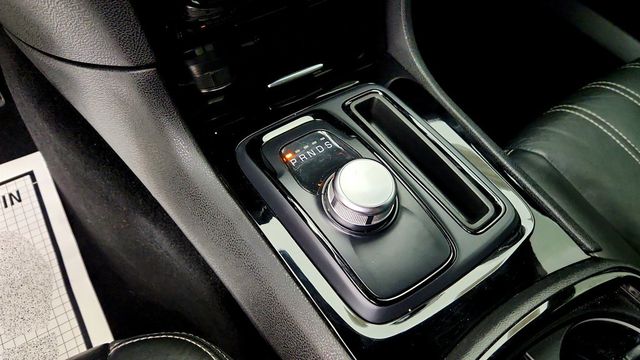 2019 Chrysler 300 300S RWD - 23073921 - 15