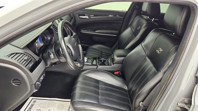 2019 Chrysler 300 300S RWD - 23073921 - 20