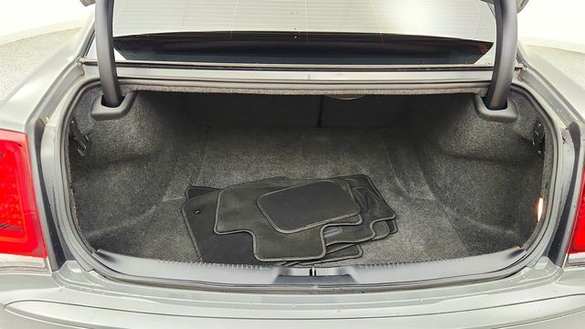 2019 Chrysler 300 300S RWD - 23073921 - 22
