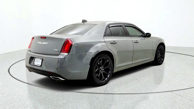 2019 Chrysler 300 300S RWD - 23073921 - 4