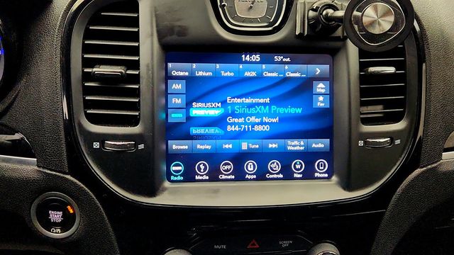 2019 Chrysler 300 300S w/ Uconnect 4C Navigation - 23004685 - 17