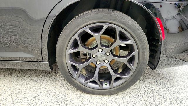 2019 Chrysler 300 300S w/ Uconnect 4C Navigation - 23004685 - 8