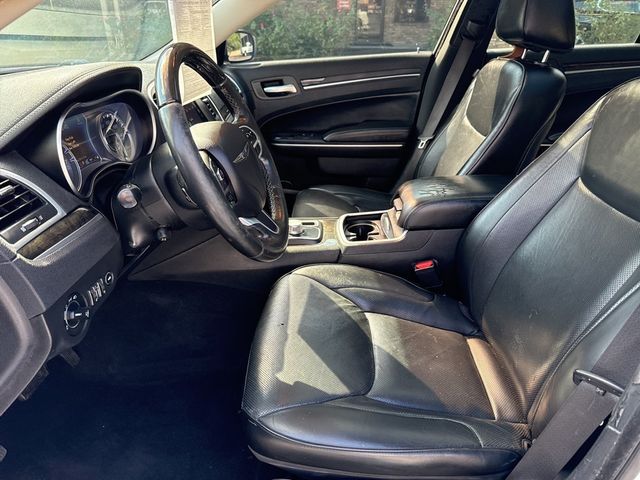 2019 Chrysler 300 Limited AWD - 22903657 - 22